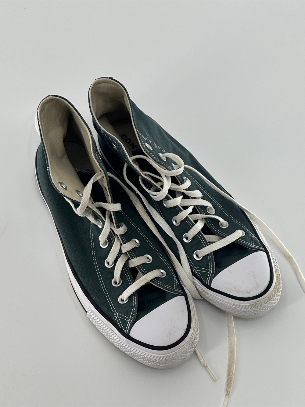 Classic Dark Green Canvas Low-Top Sneakers with White Accents